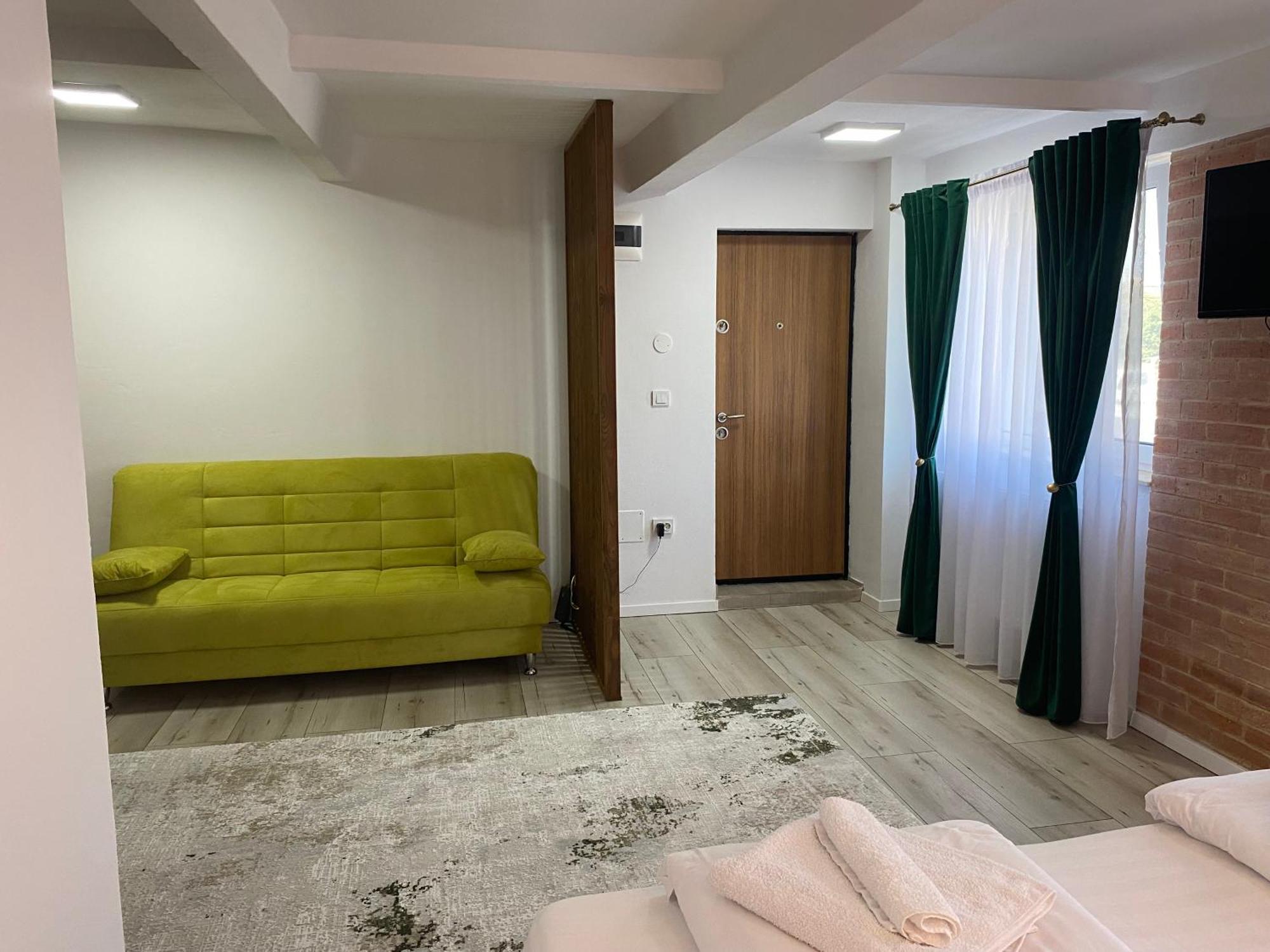 Wonderland Apartment Bistriţa Exterior foto